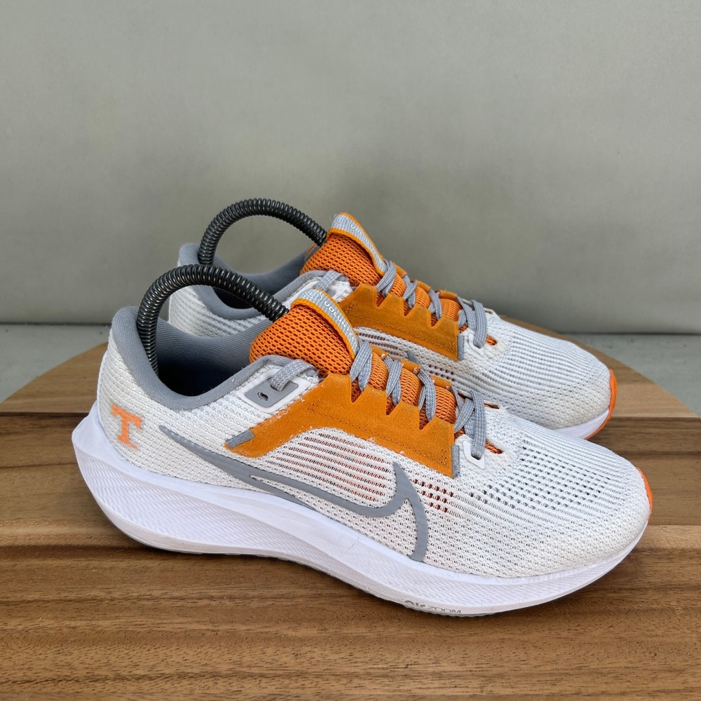 Nike Air Zoom Pegasus 40 Tennessee Volunteers White Orange Mens 6 Womens 7.5